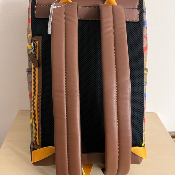 New Coach C9845 Track Backpack In Rainbow Signature Canvas In Gunmetal/Khaki - Picture 5 of 14